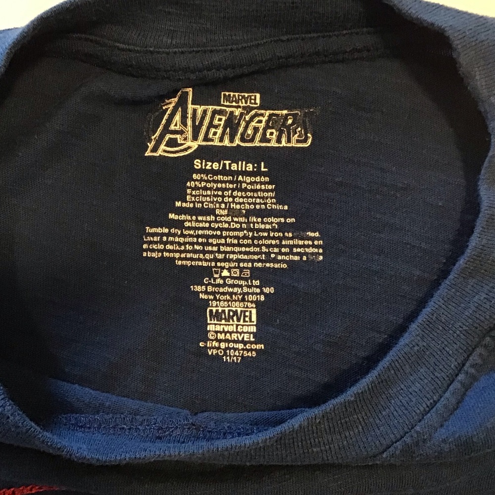 Captain America Embroidered T-shirt - Picture 5 of 8
